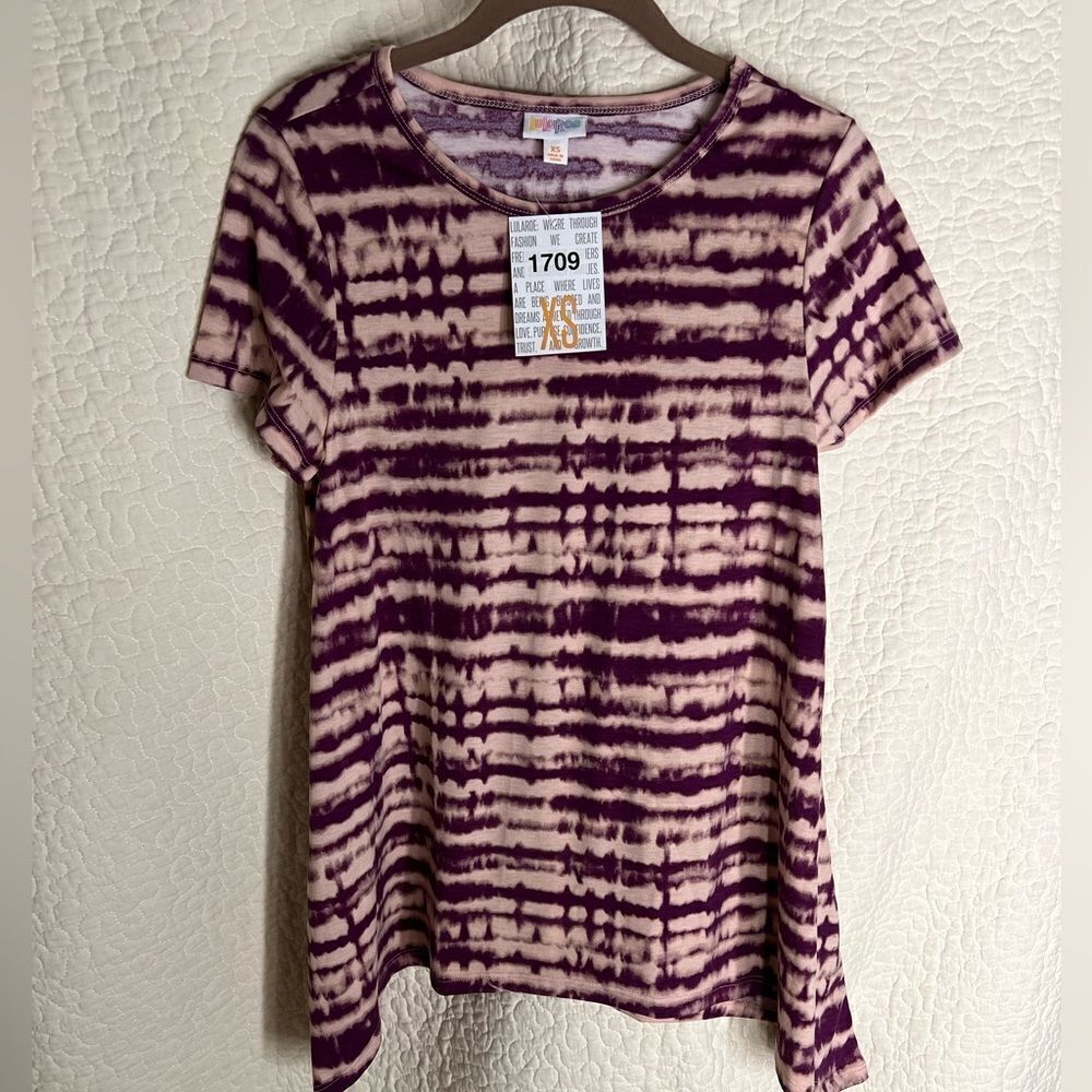NWT LulaRoe Melissa Top